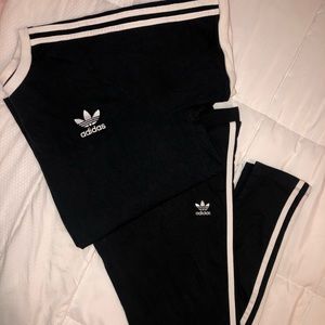 ADIDAS MATCHING T-SHIRT AND LEGGINGS